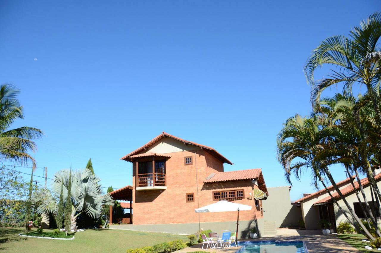 הוילה פנדו Casa Em Penedo מראה חיצוני תמונה