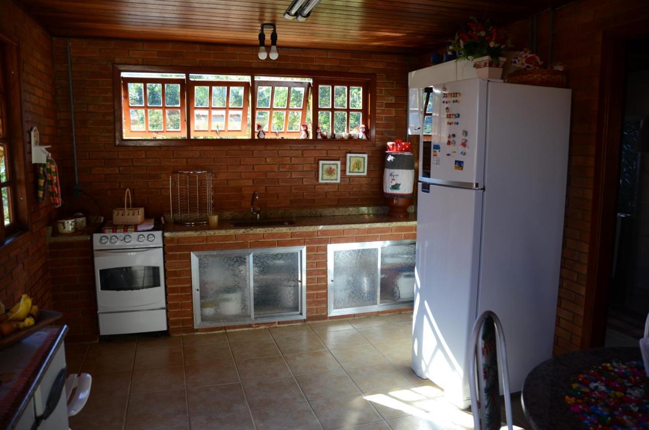 הוילה פנדו Casa Em Penedo מראה חיצוני תמונה