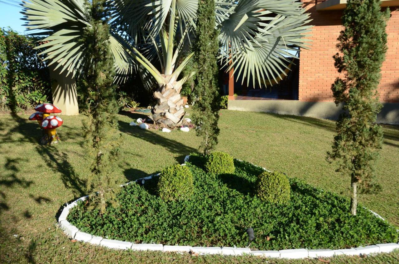 הוילה פנדו Casa Em Penedo מראה חיצוני תמונה