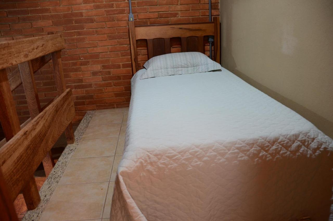 הוילה פנדו Casa Em Penedo מראה חיצוני תמונה